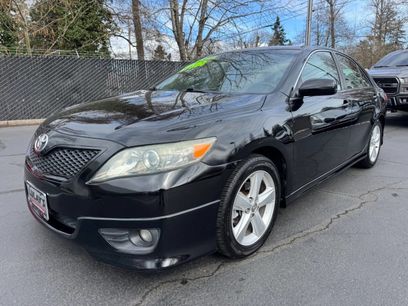 Used 2011 Toyota Camry SE w/ SE/XLE Extra-Value Pkg