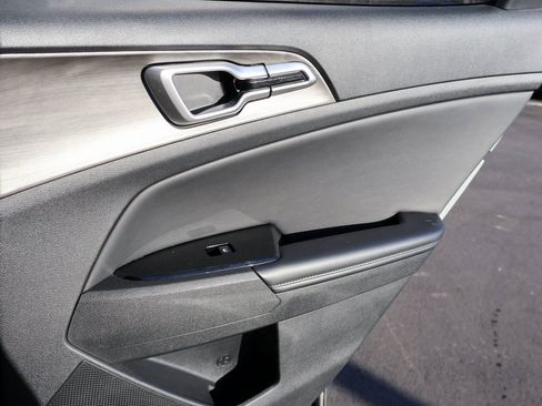 Used 2023 Kia Sportage X-Line w/ X-Line Premium Package image 14