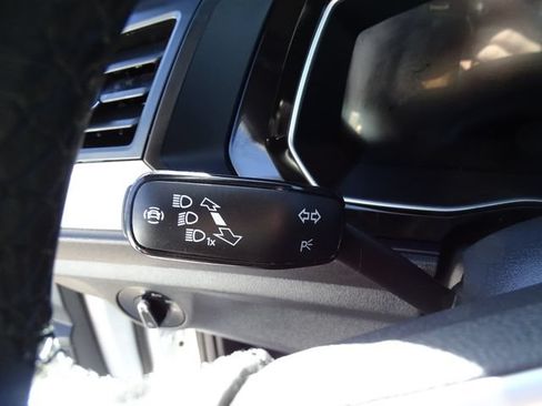 Used 2024 Volkswagen Jetta Sport FWD image 15