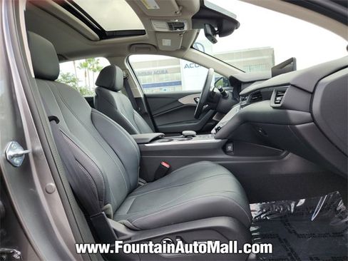 Used 2025 Acura TLX w/ Technology Package image 16
