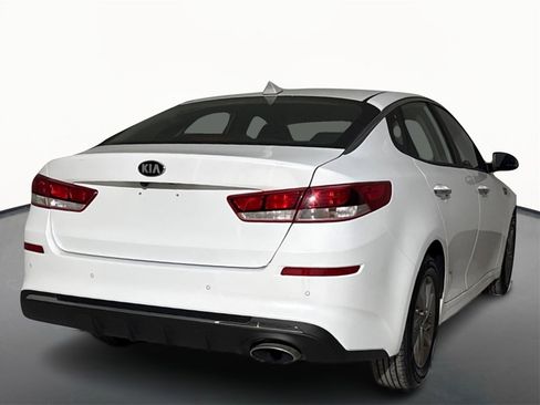 Used 2019 Kia Optima LX image 5