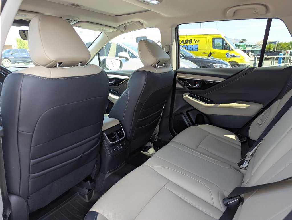 Used 2024 Subaru Outback Limited AWD/4WD image 31