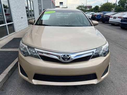 Used 2012 Toyota Camry LE FWD image 10