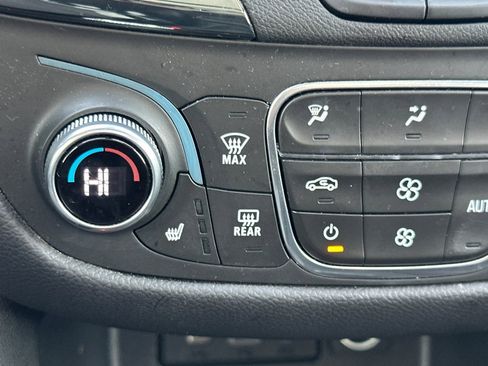 Certified 2024 Chevrolet Equinox RS w/ RS Leather Package image 29