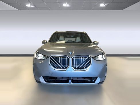Used 2026 BMW X3 xDrive30i w/ Convenience Package AWD/4WD image 5