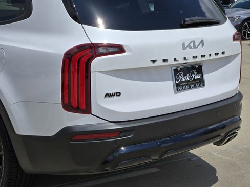 Used 2022 Kia Telluride EX w/ EX Premium Package AWD/4WD image 13