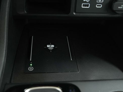 Used 2025 Honda Pilot Touring image 26