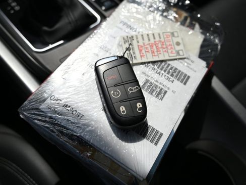 Used 2024 Dodge Hornet R/T Plus AWD/4WD image 33