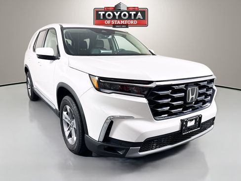 Used 2025 Honda Pilot EX-L image 1