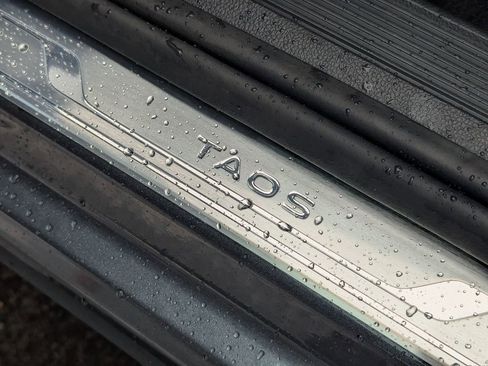 New 2026 Volkswagen Taos SEL AWD/4WD image 39