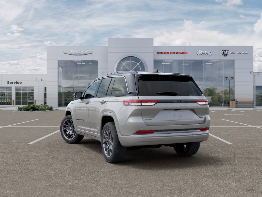 New 2026 Jeep Grand Cherokee Summit w/ Obsidian Package AWD/4WD image 3