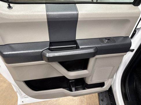 Used 2022 Ford F250 XL w/ Power Equipment Group AWD/4WD image 32