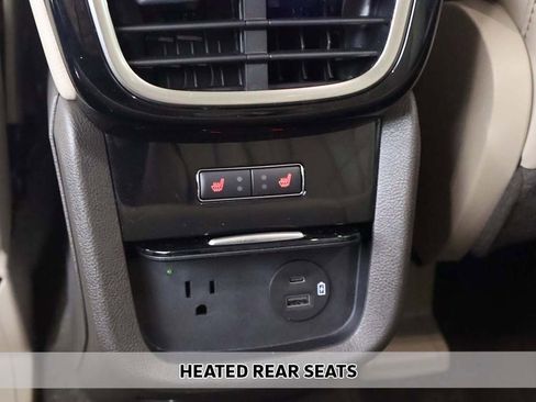 Used 2022 Lincoln Nautilus Reserve w/ Luxury Package image 8