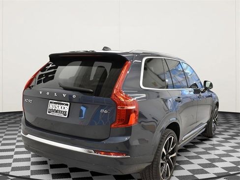 Used 2024 Volvo XC90 B6 Plus image 4