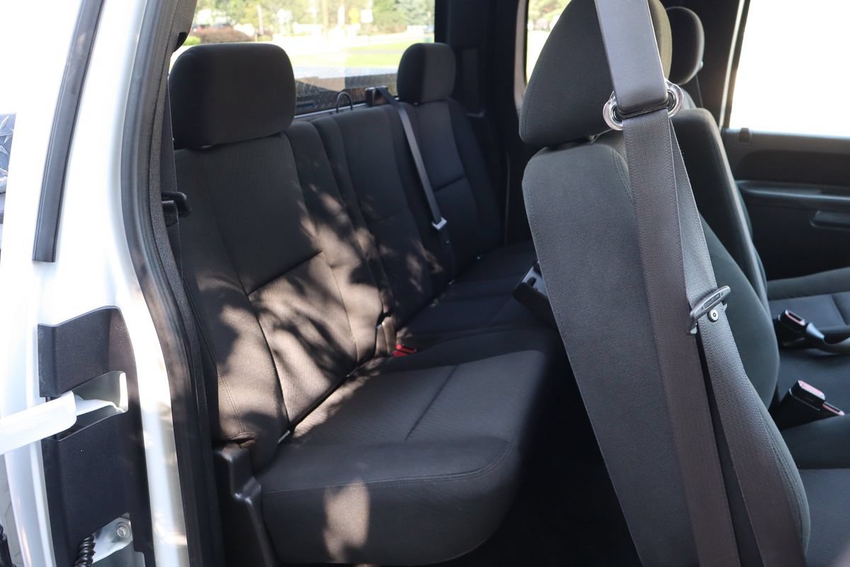 Used 2011 GMC Sierra 2500 SLE w/ Suspension Package, Off-Road AWD/4WD image 21