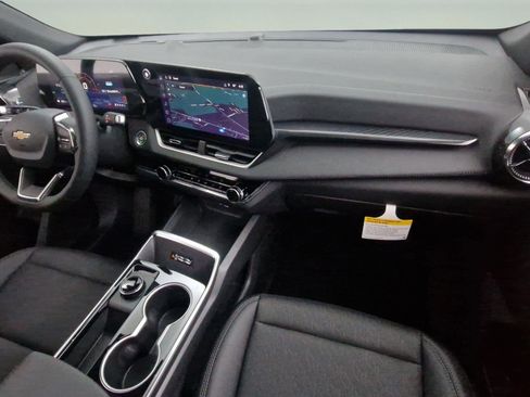 New 2026 Chevrolet Equinox LT w/ Convenience Package II image 26