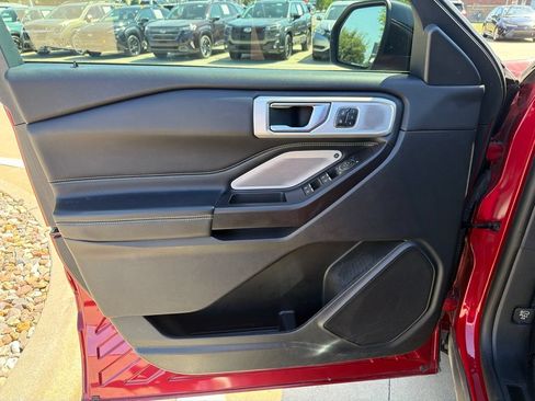 Used 2020 Ford Explorer ST w/ ST Street Pack AWD/4WD image 9