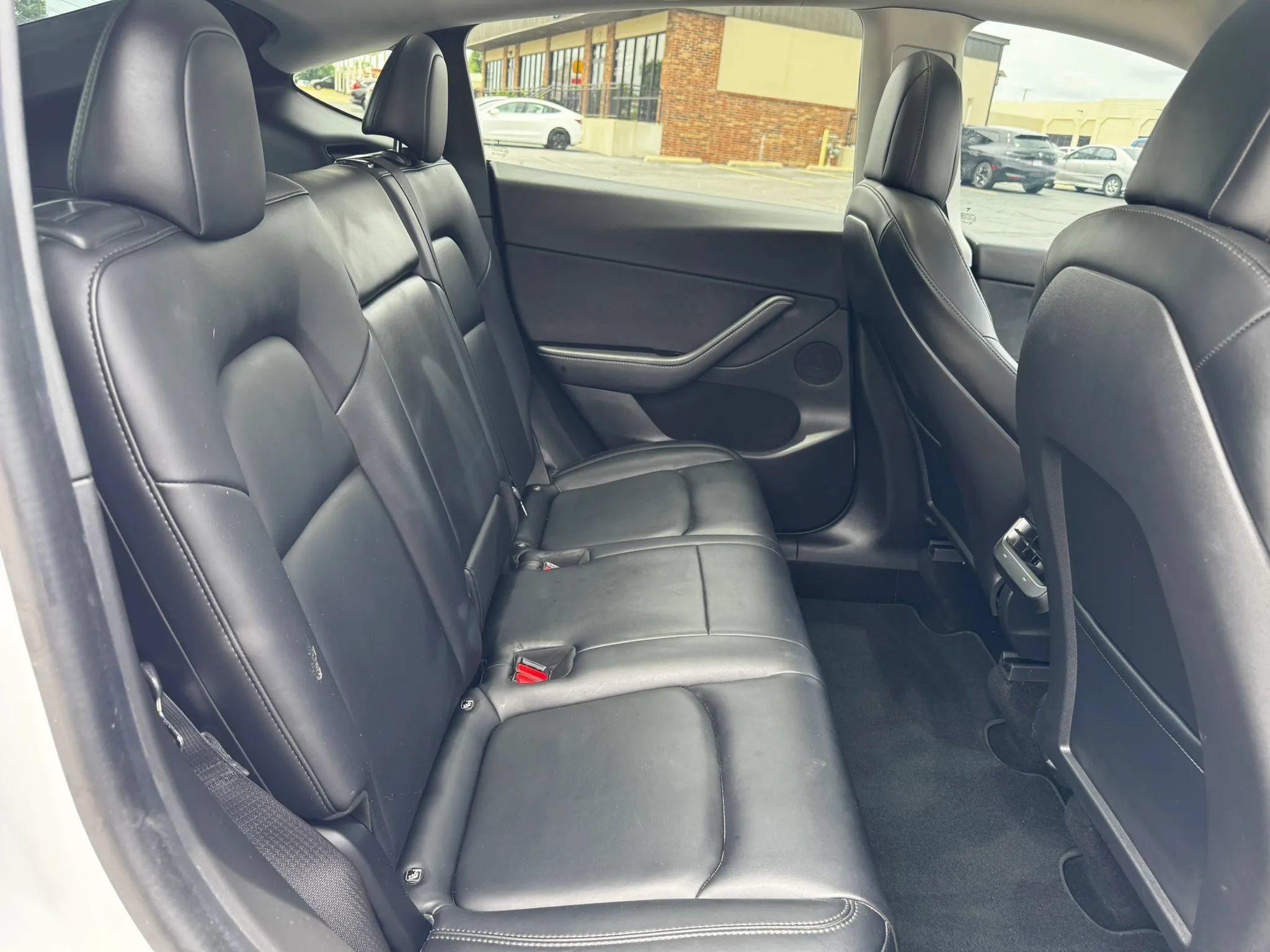 Used 2021 Tesla Model Y Long Range AWD/4WD image 8