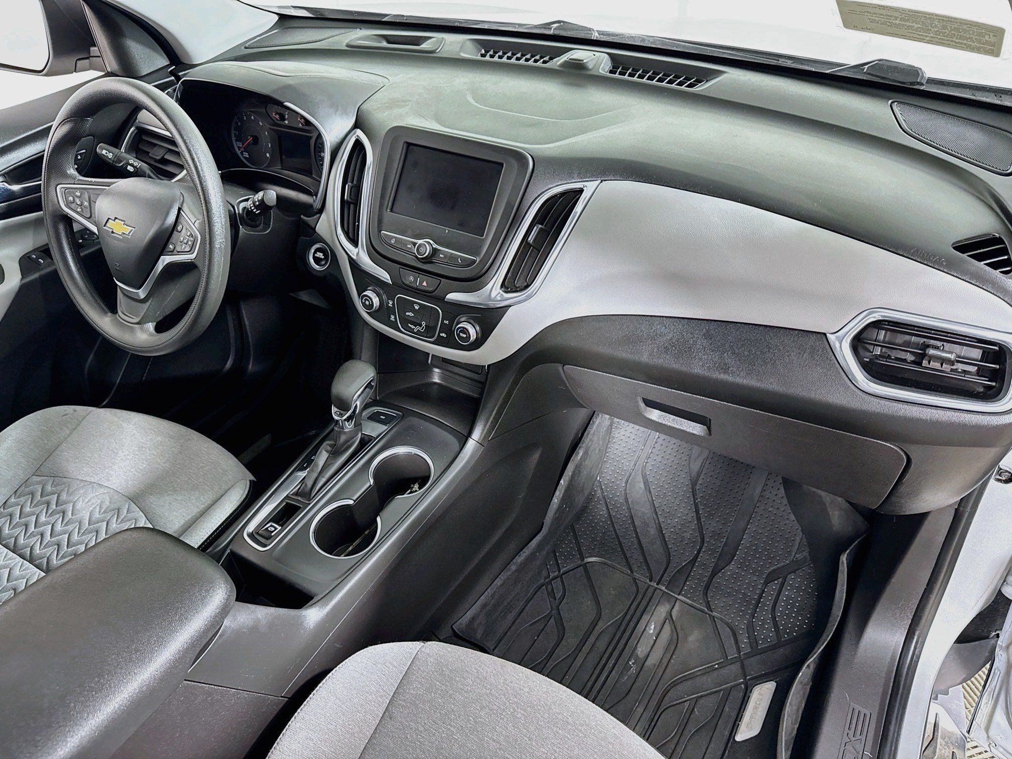 Used 2022 Chevrolet Equinox LS w/ LPO, Floor Liner Package AWD/4WD image 26