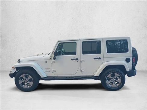 Used 2016 Jeep Wrangler Unlimited Sahara w/ Max Tow Package image 9