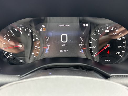 Used 2025 Jeep Compass Trailhawk AWD/4WD image 21