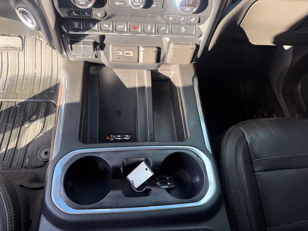 Used 2020 GMC Sierra 2500 Denali w/ Technology Package AWD/4WD image 36