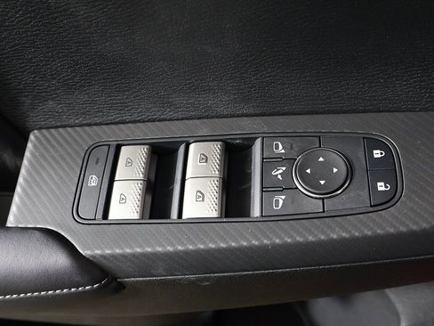 New 2026 Mitsubishi Outlander SE image 38