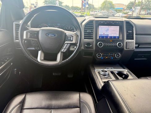 Used 2021 Ford Expedition XLT RWD image 13