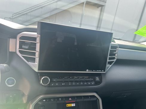 Used 2024 Toyota Tundra Limited image 11