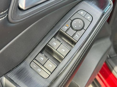 Used 2023 Nissan Rogue SV w/ SV Premium B Package image 18