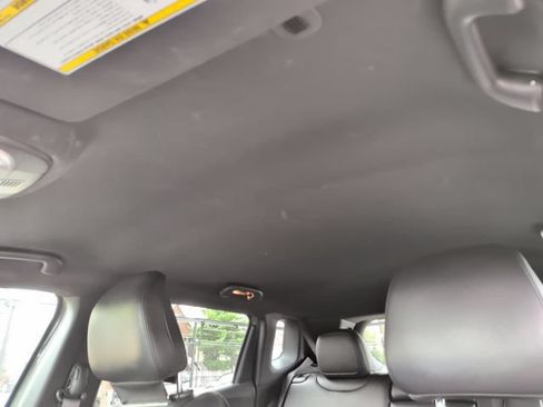 Used 2024 Jeep Compass Trailhawk AWD/4WD image 21