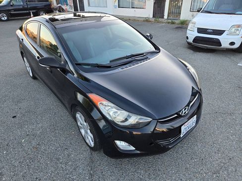 Used 2012 Hyundai Elantra Limited w/ Technology Pkg 5 FWD image 8