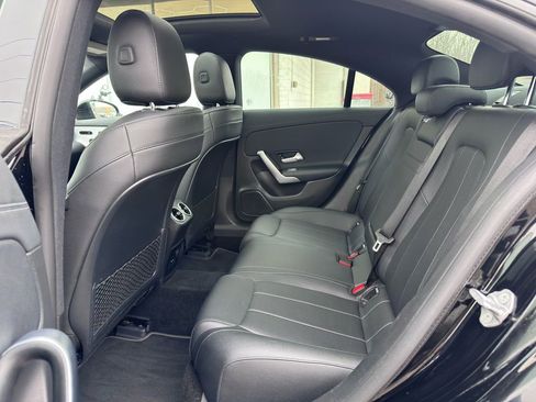 Used 2021 Mercedes-Benz CLA 250 4MATIC image 39