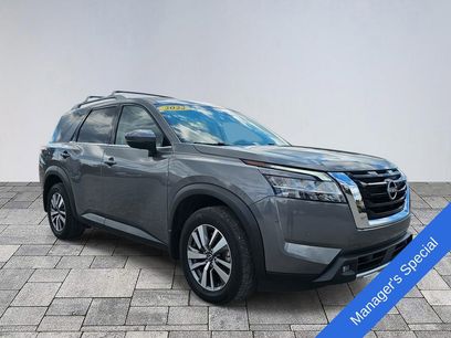Used 2022 Nissan Pathfinder SL