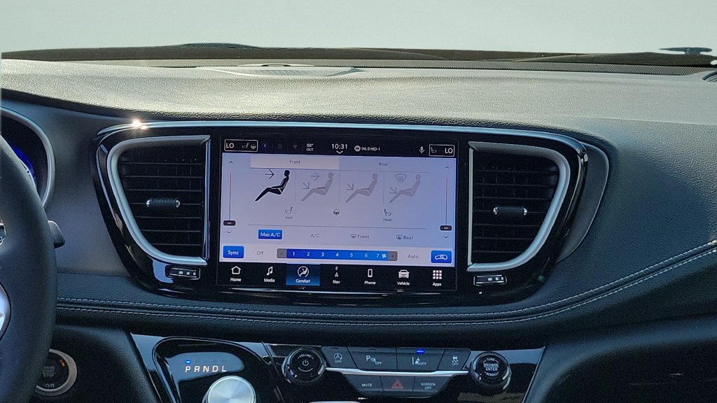 New 2027 Chrysler Pacifica Select w/ Family Tech Group FWD image 14