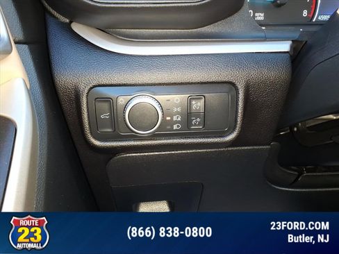 Certified 2022 Ford Explorer XLT image 14