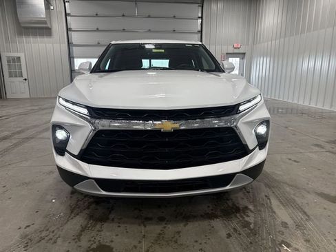 Used 2025 Chevrolet Blazer LT image 7