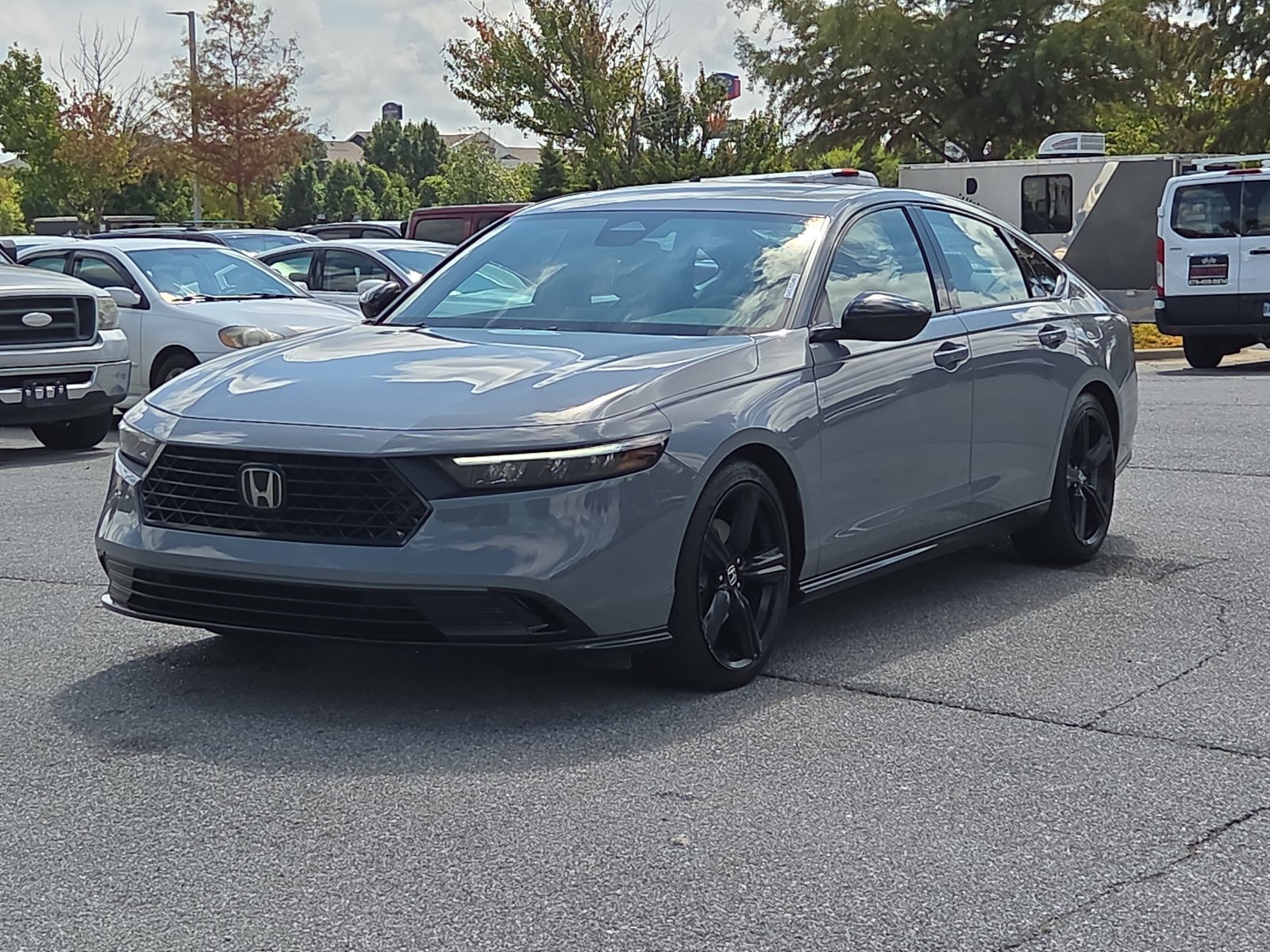 Used 2024 Honda Accord Sport image 2