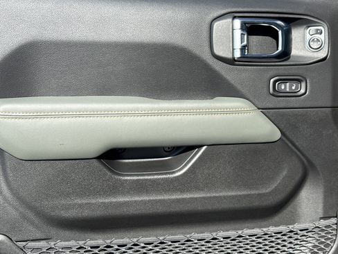 New 2026 Jeep Gladiator Mojave image 14