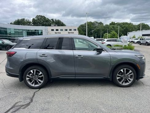 Used 2026 INFINITI QX60 Pure w/ Cargo Package AWD/4WD image 2