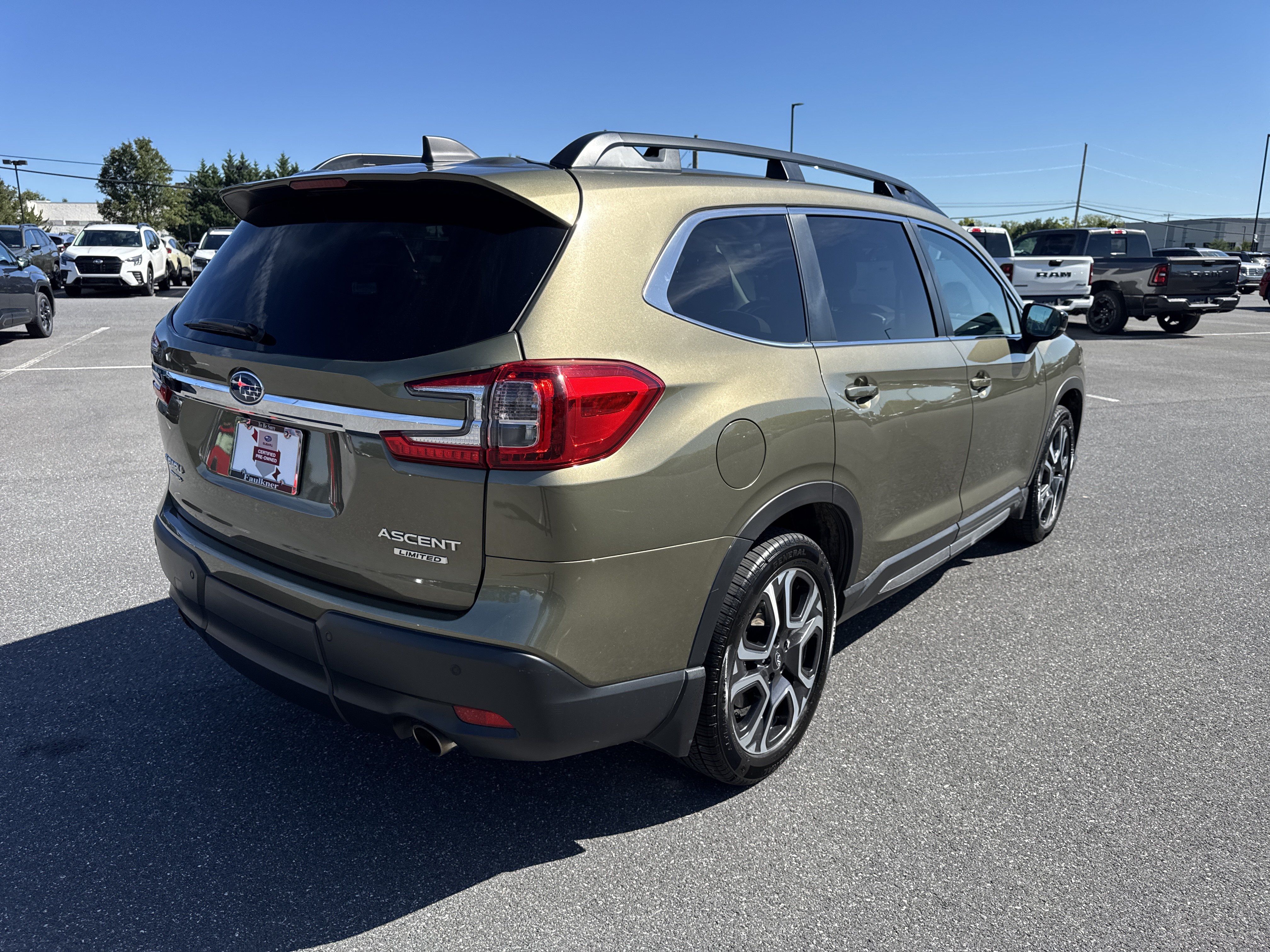 Used 2024 Subaru Ascent Limited w/ Technology Package AWD/4WD image 35