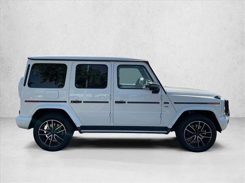 Used 2021 Mercedes-Benz G 550 image 4
