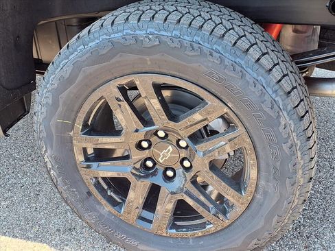 New 2026 Chevrolet Silverado 1500 LT Trail Boss w/ LT Trail Boss Premium Package AWD/4WD image 7