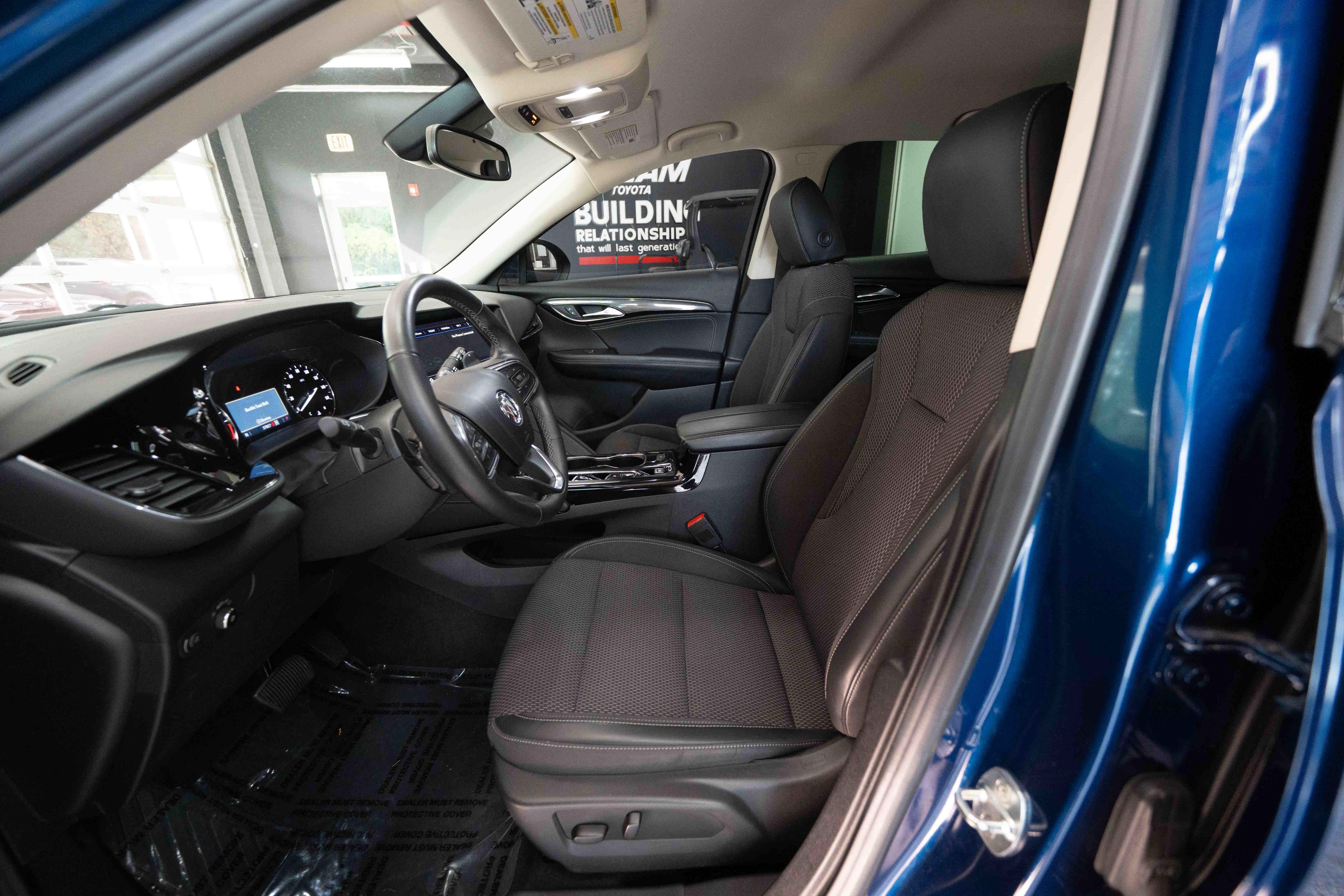 Used 2023 Buick Envision Preferred AWD/4WD image 9