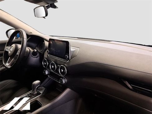 Used 2020 Nissan Sentra SV image 28