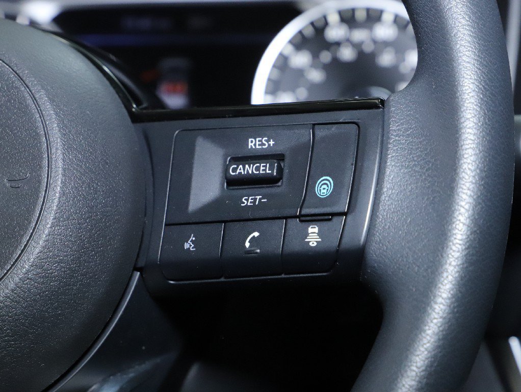 Certified 2023 Nissan Rogue SV AWD/4WD image 24