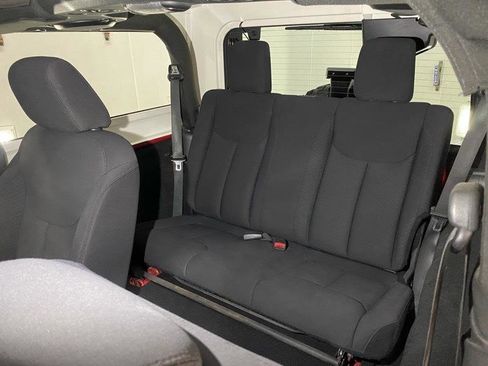 Used 2014 Jeep Wrangler Sport image 15