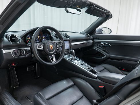 Certified 2023 Porsche 718 Boxster GTS RWD image 4