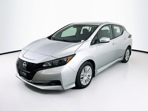 Used 2024 Nissan Leaf S FWD image 3