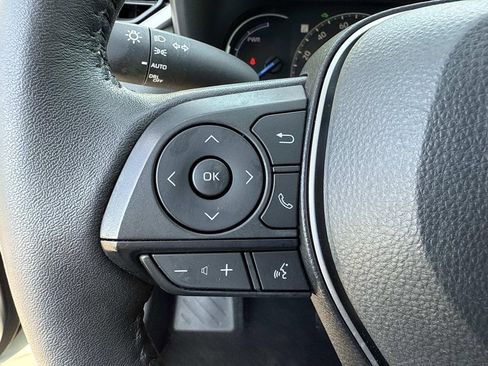 Used 2023 Toyota RAV4 XLE image 30